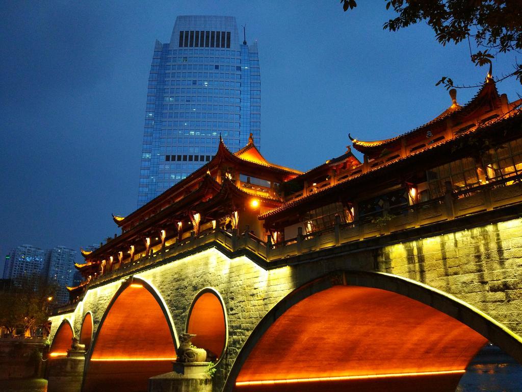 Chengdu Rising Butterfly Hotel Екстериор снимка