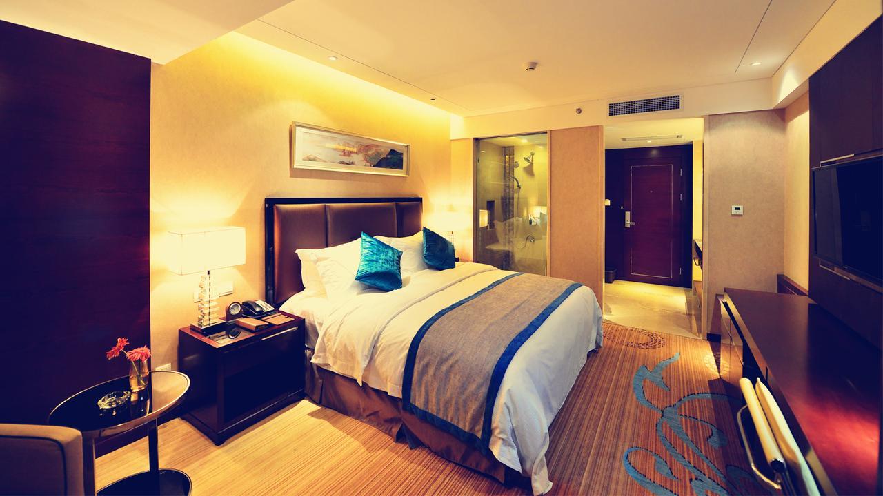Chengdu Rising Butterfly Hotel Екстериор снимка